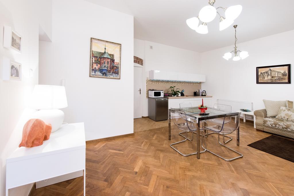 Apartamenty Golebia 3 Cracóvia Quarto foto